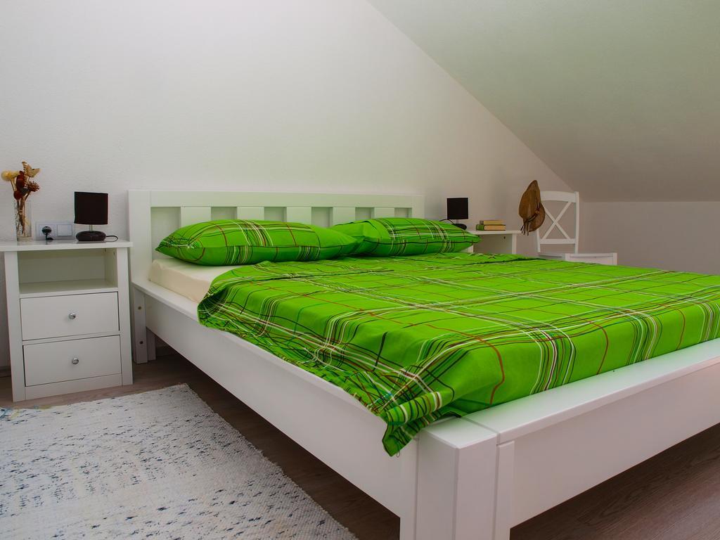 Apartments House Durdica Bol Zimmer foto
