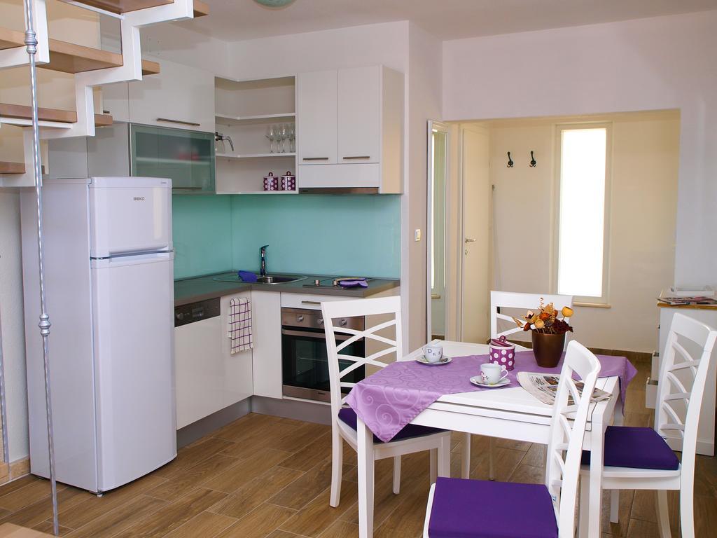 Apartments House Durdica Bol Zimmer foto