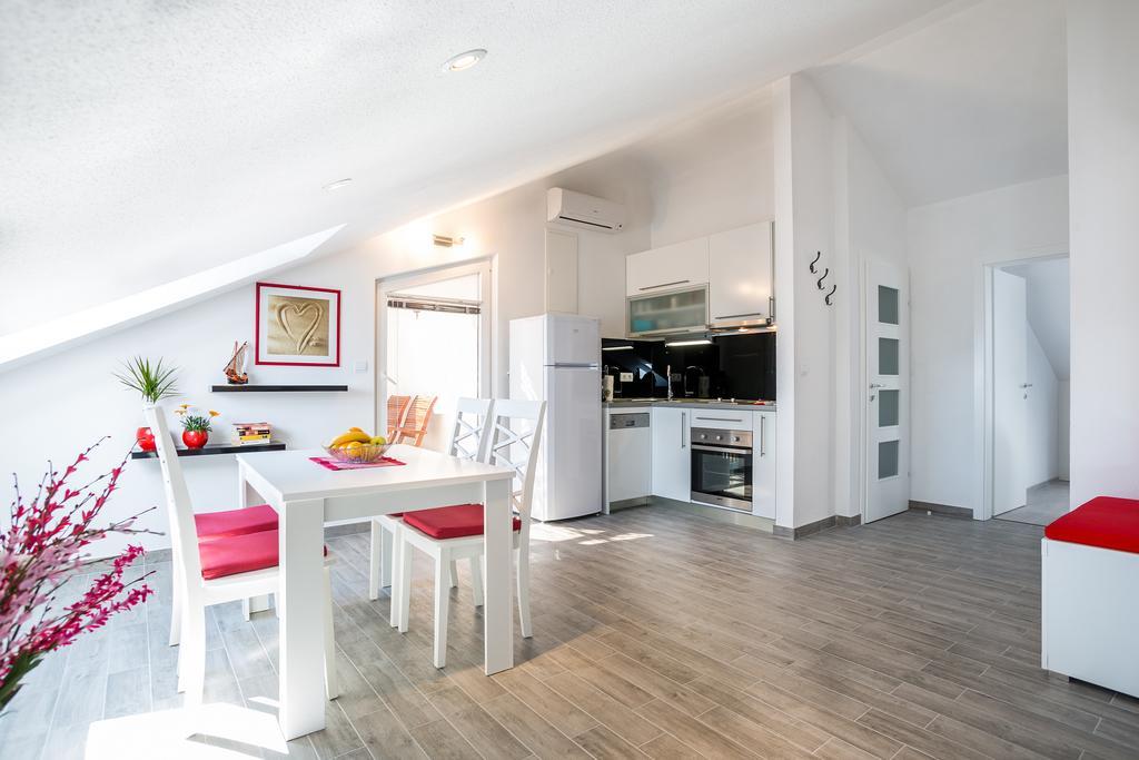 Apartments House Durdica Bol Zimmer foto